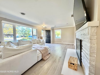 241 S Coy Rd, Oregon, OH 43616 - photo 4