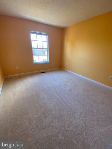 3913 Elkhorn Cir, Bowie, MD 20716 - photo 6