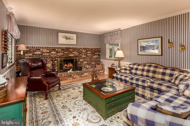 83 Woodchuck Way, Glen Mills, PA 19342 - photo 4