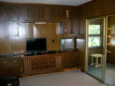 6 Leblanc St, Haverhill, MA 01832 - photo 3