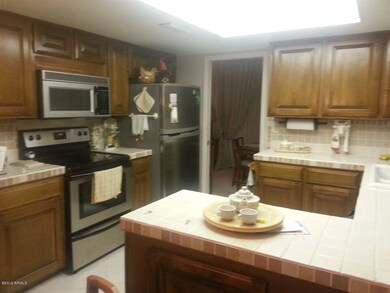 Kitchen                  20121212_181546