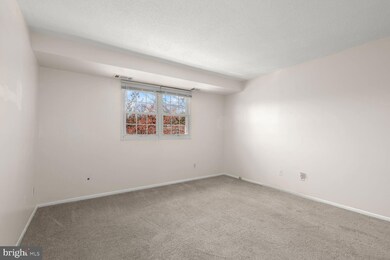 11919 Tarragon Rd unit L, Reisterstown, MD 21136 - photo 7