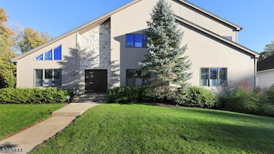 2 Brookside Ct, Scotch Plains, NJ 07076 - photo 3