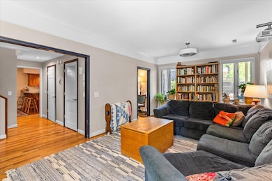 07-612 Carolina Ave-6