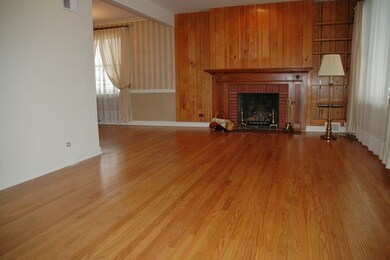 1559 Portsmouth Ave, Westchester, IL 60154 - photo 6