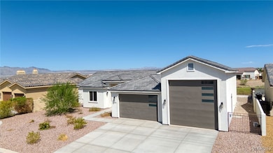 Ranch-style house featuring a mountain view and a