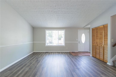 2092 Countydown Ln, Stone Mountain, GA 30088 - photo 5