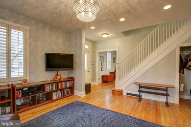 19 Grant Ave, Takoma Park, MD 20912 - photo 4
