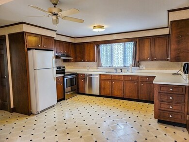 27 Grant St, Taunton, MA 02780 - photo 6