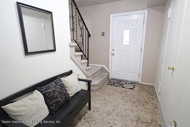 41 E Figurea Ave, Staten Island, NY 10308 - photo 3