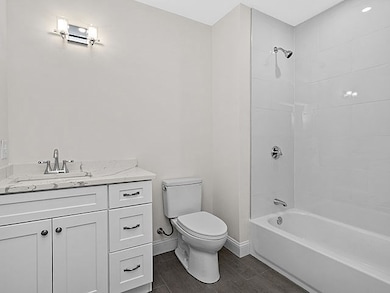 1 Pleasant St unit 305, Cohasset, MA 02025 - photo 2