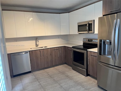 5031 Ponce de Leon Blvd, Coral Gables, FL 33146 - photo 3