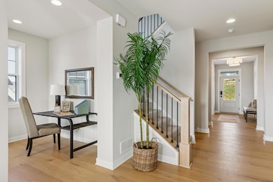 5527 Scenic Loop Run, Chaska, MN 55318 - photo 4