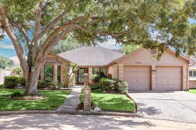 7338 W Hearthstone Green Dr, Houston, TX 77095 - photo 2