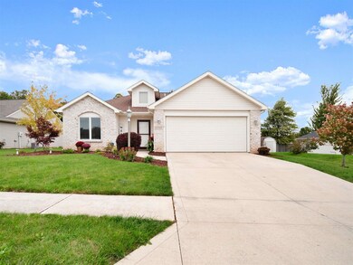 13517 Stowe Dr, Grabill, IN 46741 - photo 2