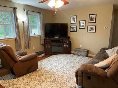 381 Lackey Hill Rd, Saint Johnsbury, VT 05819 - photo 7