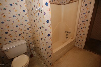 2302 Roxie Ct, Winterville, NC 28590 - photo 4