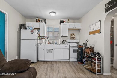 Casita kitchen