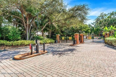Sunset Bay gate 2