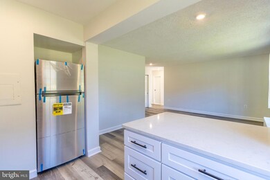 12 Galveston St SW unit 102, Washington, DC 20032 - photo 6