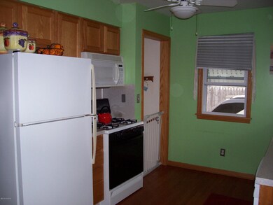 KITCHEN #1