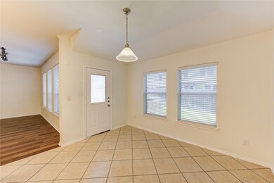 2402 Rustic Trail Ln, Richmond, TX 77469 - photo 7