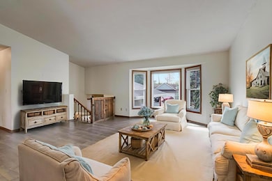 4368 W 141st St, Savage, MN 55378 - photo 5