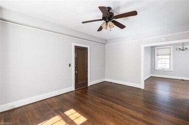 828 N Elm St unit A4, Greensboro, NC 27401 - photo 3