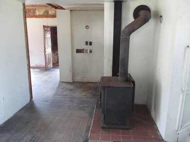 106 Pleasant St, Mechanic Falls, ME 04256 - photo 4