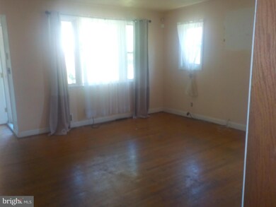 3929 Rosecrest Ave, Baltimore, MD 21215 - photo 3