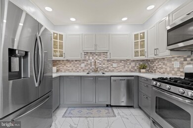 2 Forrest St unit B, Alexandria, VA 22305 - photo 5