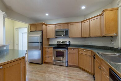 100 Shepards Cove Rd unit G-301, Kittery, ME 03904 - photo 4