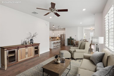 13890 Kingfisher Glen Dr, Lithia, FL 33547 - photo 3