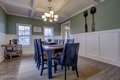 CraftsmanDiningRoom