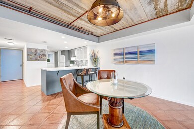 Dining Area to Breakfast Bar
