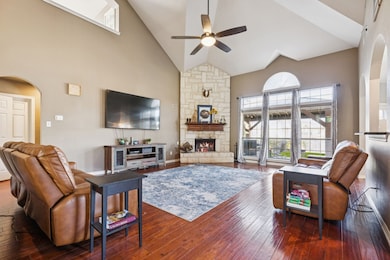 5636 Wills Creek Ln, Fort Worth, TX 76179 - photo 2