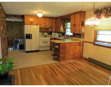 54 Blossom Rd, West Springfield, MA 01089 - photo 7