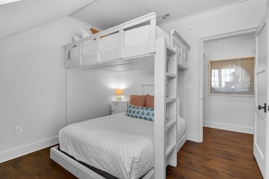 78 N Barrett Square_20240927_156