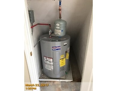 31 Nicholas Dr, Wareham, MA 02571 - photo 3