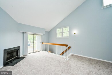13507 Orchard Dr unit 3507, Clifton, VA 20124 - photo 5