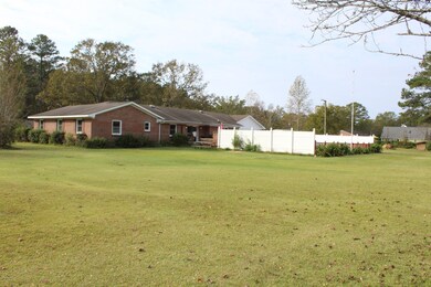 2112 N Parker Rd, Jacksonville, NC 28546 - photo 6