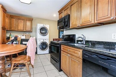 5303 Warrington Dr, New Orleans, LA 70122 - photo 5