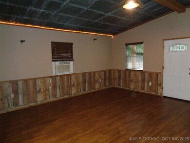 233 Betty Rd, Eufaula, OK 74432 - photo 4