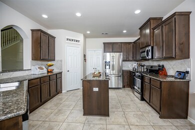 3218 El Camino St, Bay City, TX 77414 - photo 6