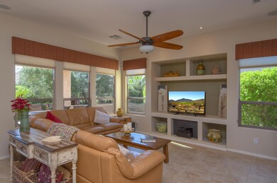 008_Living Area
