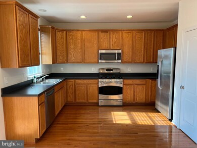 803 Carnaby St, Stafford, VA 22554 - photo 3