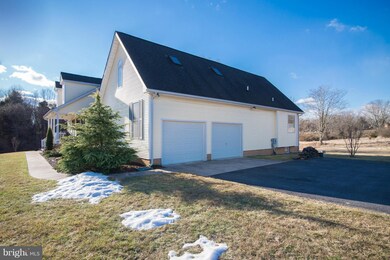 120 Chandler Dr, Shepherdstown, WV 25443 - photo 4