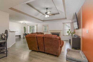 828 S Chinkapin Ave, Nixa, MO 65714 - photo 5