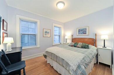 2015 W Argyle St unit 1, Chicago, IL 60625 - photo 5