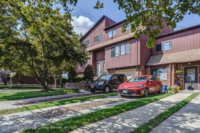 911 W Fingerboard Rd unit 258, Staten Island, NY 10304 - photo 3